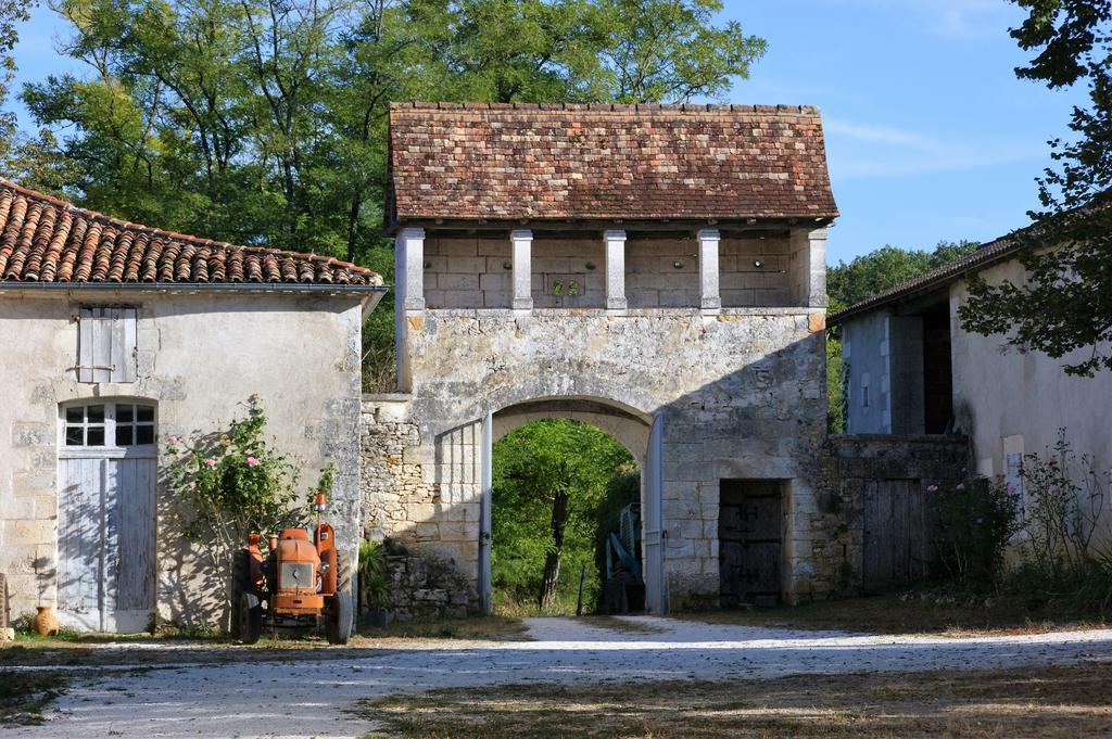 Chateau De La Combe Puyrenier Exterior foto